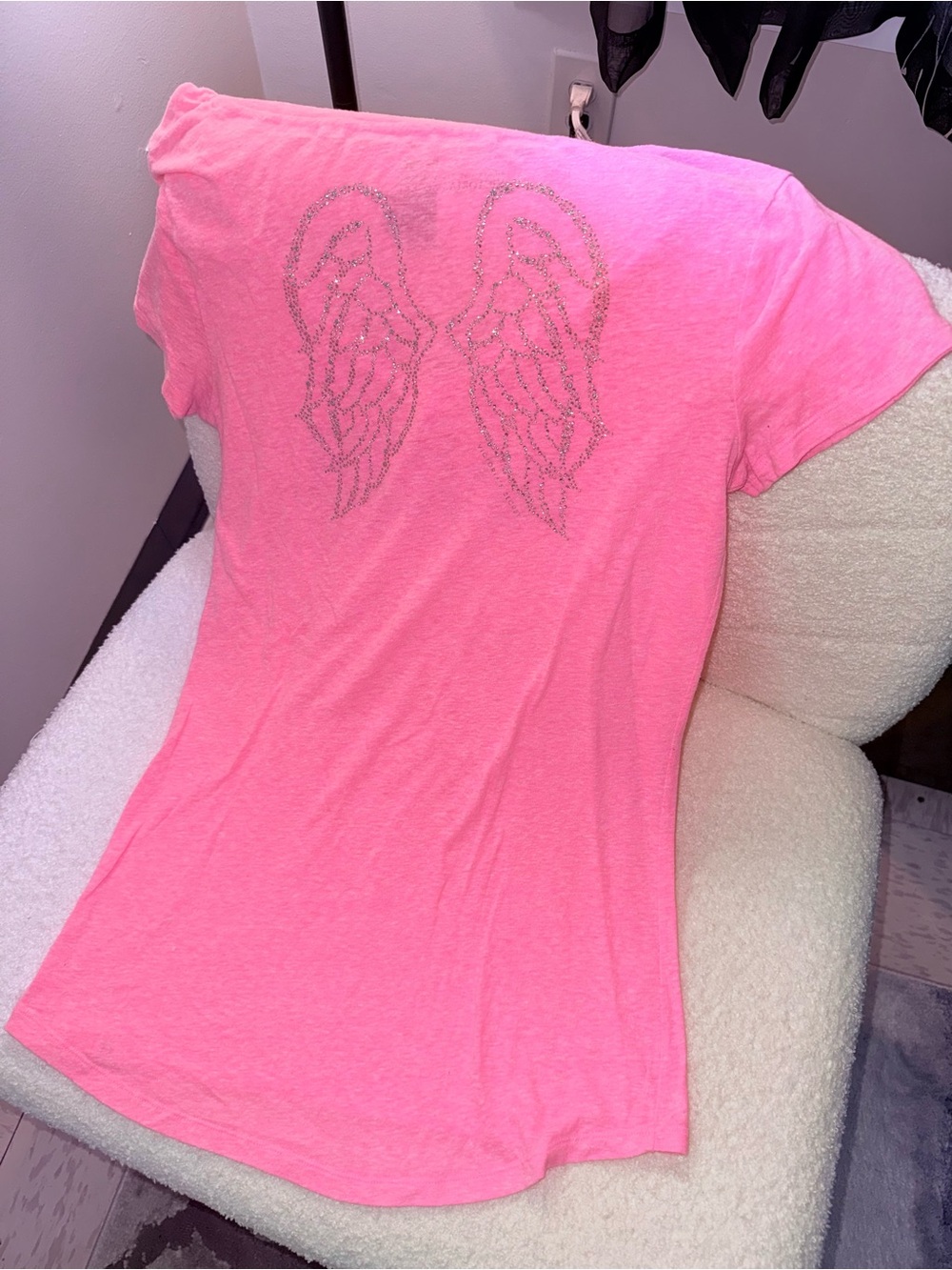 Victorias Secret Supermodel Essentials Angel wing bling t shirt Large pink